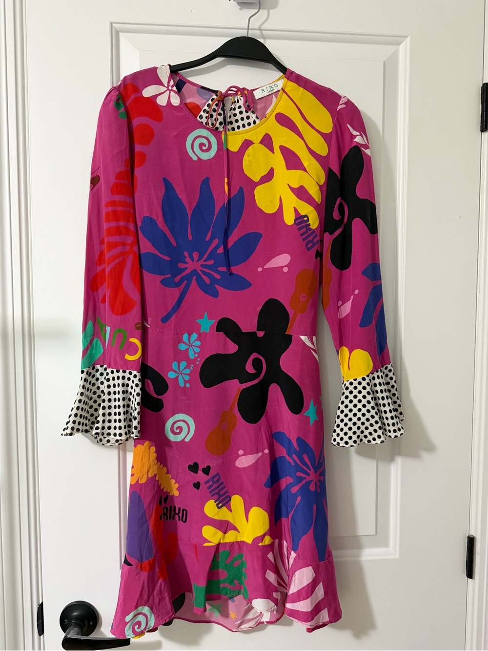 RIXO Bright Magenta Floral Print Midi Dress with Multicolor Accents